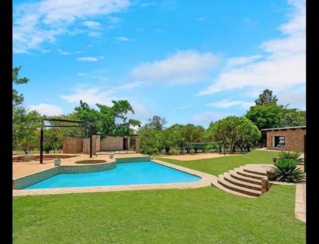 FARM FOR SALE IN CHARTWELL A.H.